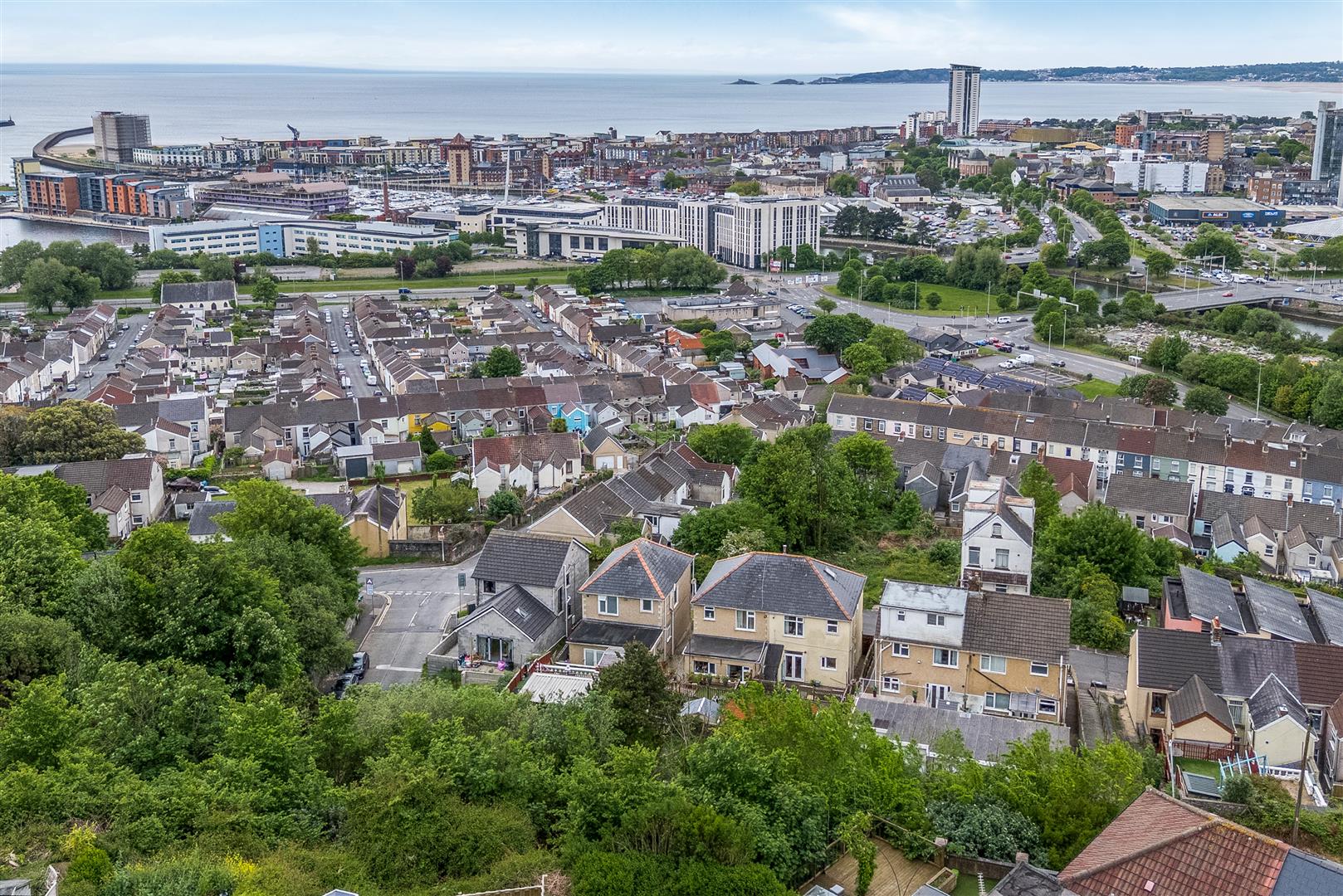 Beaumont Crescent, St. Thomas, Swansea, SA1 8DW